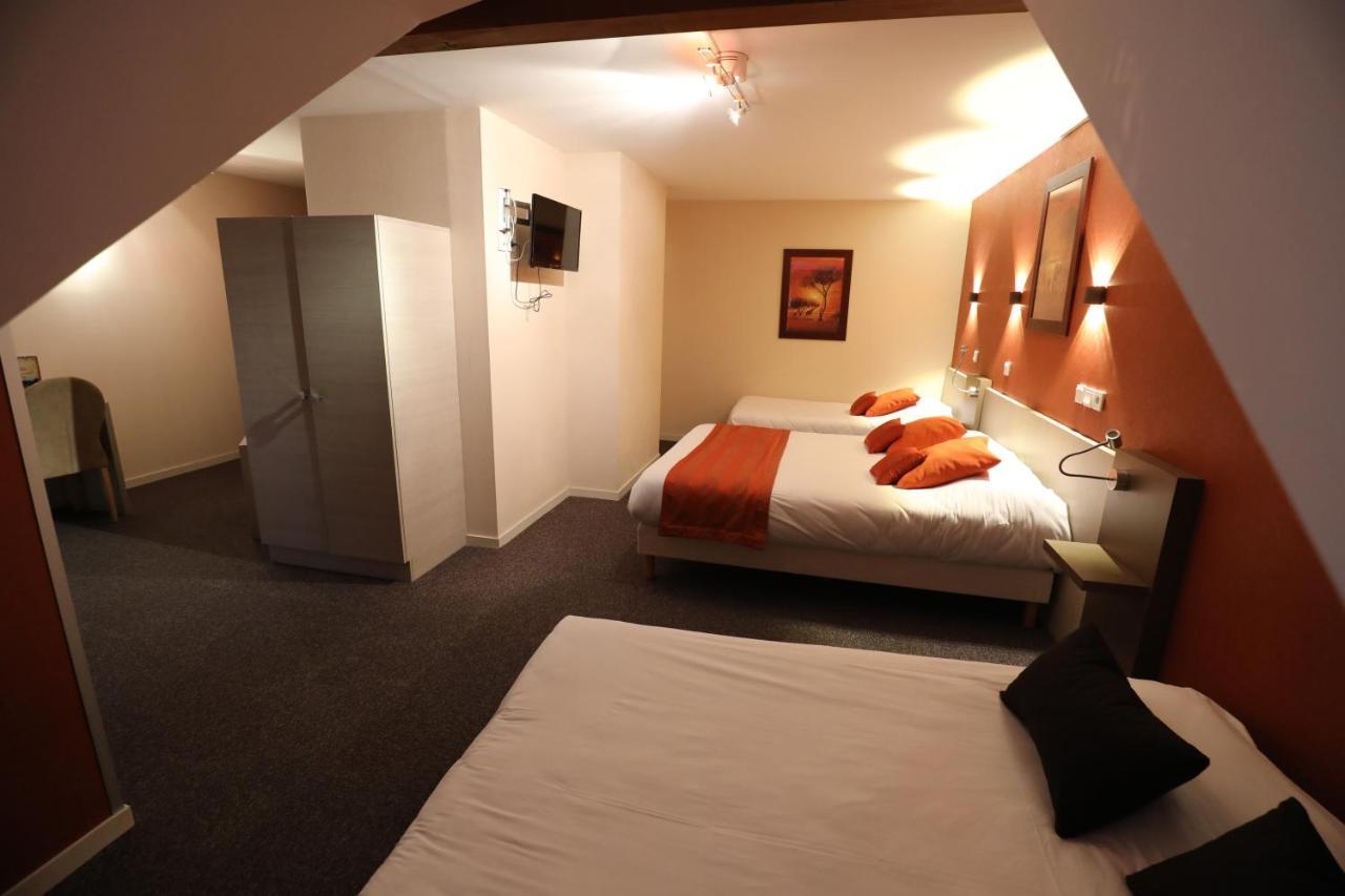 Hotel Logis Le Bourguignon Bèze Esterno foto
