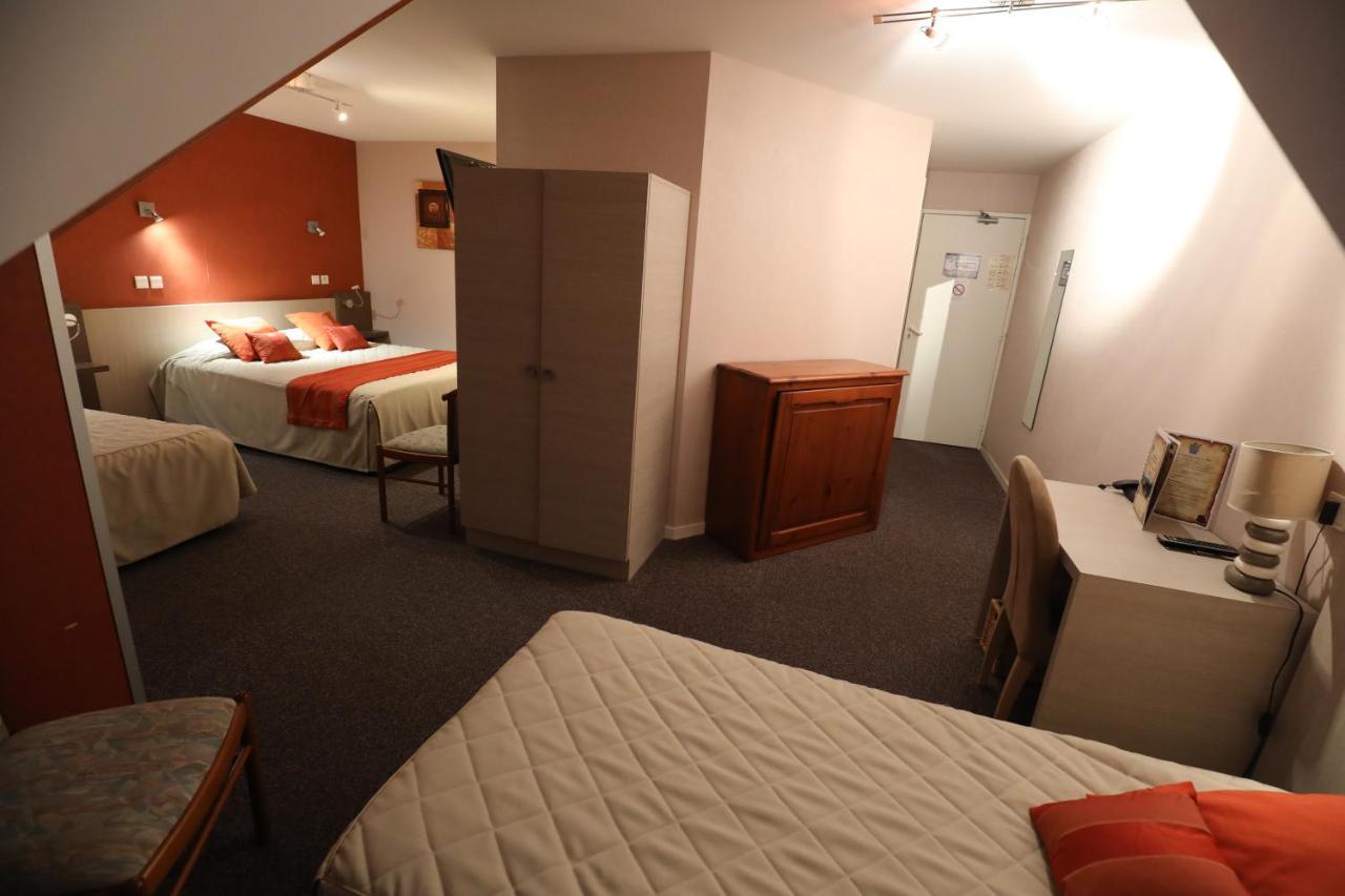 Hotel Logis Le Bourguignon Bèze Esterno foto