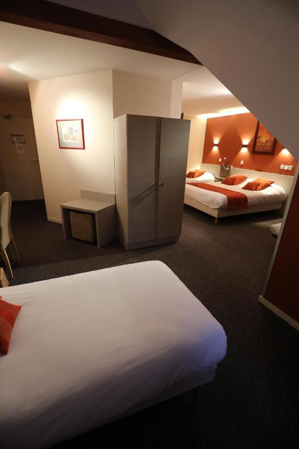 Hotel Logis Le Bourguignon Bèze Esterno foto