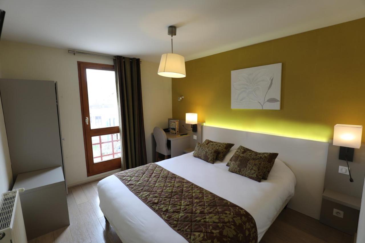 Hotel Logis Le Bourguignon Bèze Esterno foto